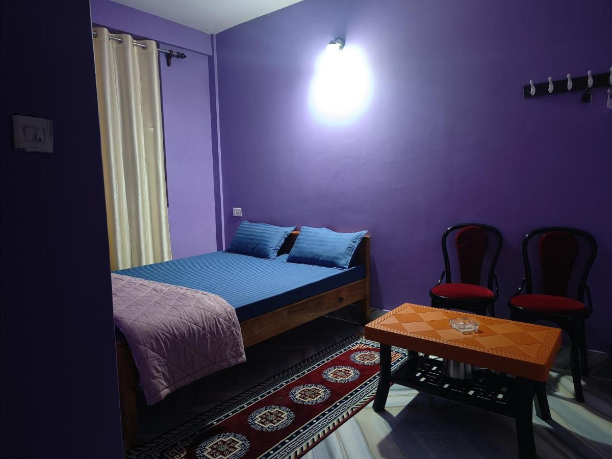 Lavender Guesthouse 체라푼지 외부 사진