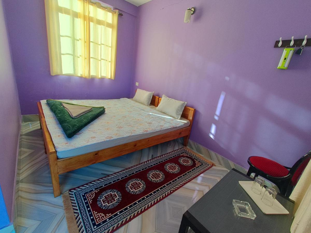 Lavender Guesthouse 체라푼지 외부 사진